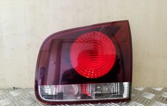 Volkswagen Touareg I Tailgate rear/tail lights 7L6945094AA