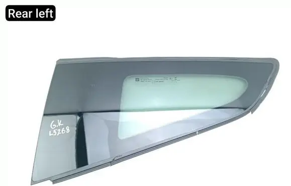 Chevrolet Corvette C7 Rear side window 