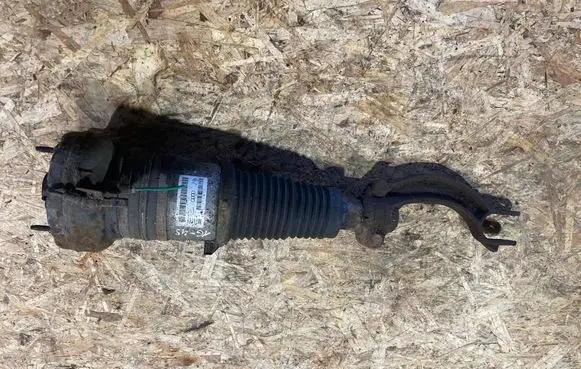 Audi A8 S8 D4 4H Front air suspension shock absorber 4H0616039