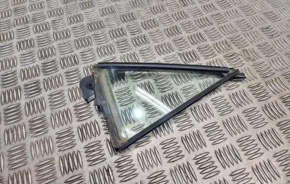 Mazda 3 II Rear side window 43r005165