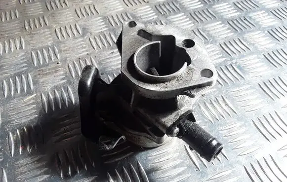 Renault Megane III Vacuum pump 8200577807