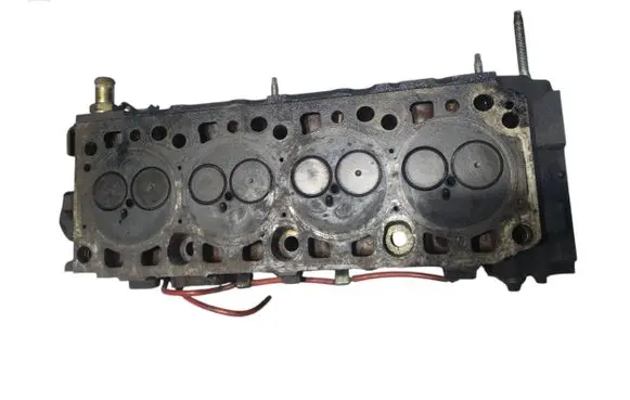 Ford Focus Engine head XS406090A