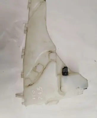 Volvo S40 Windshield washer fluid reservoir/tank 4N5113K163AC 30657122 4N5113K163BC