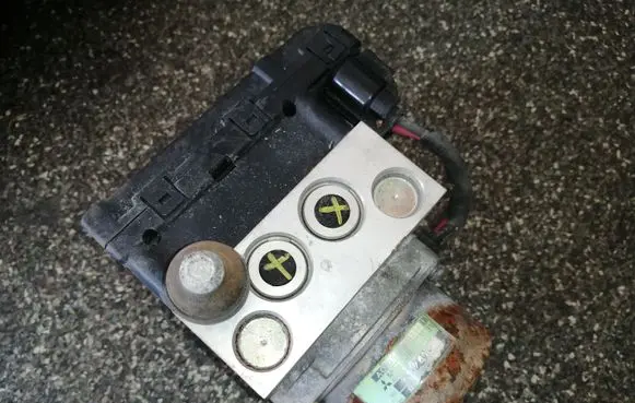 Honda HR-V ABS Pump 051192381 Q003T05778
