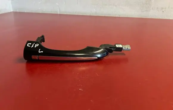 Chrysler Pacifica Front door exterior handle 5RR21AXRAD