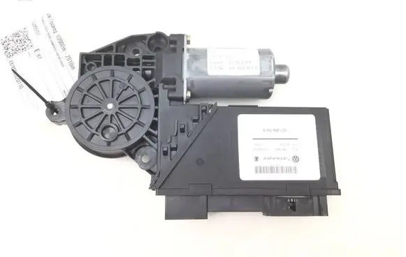 Volkswagen Touareg I Front door window regulator motor 7L0959701