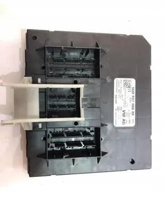 Volkswagen PASSAT B8 Comfort/convenience module 5Q0937086BF