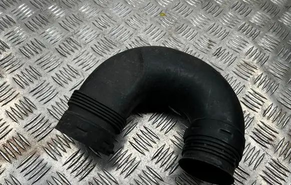 Skoda Octavia Mk2 (1Z) Air intake duct part 1K0129618BQ