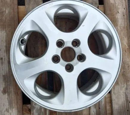 Volvo S60 R16 alloy rim 8646402