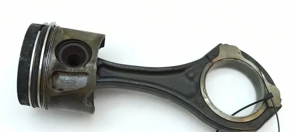 Mercedes-Benz ML W164 Piston with connecting rod 8340F
