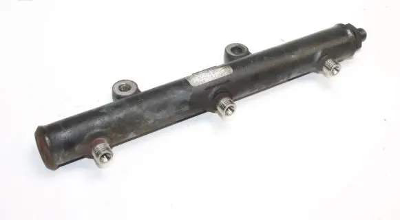 Jaguar XF X250 Fuel main line pipe 4R8Q9D280BC