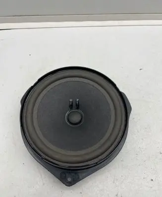 Mercedes-Benz Vito Viano W447 Front door speaker A4478271160 C30092100 90016800904