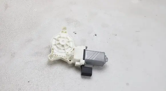 Dodge RAM 1500 DS Front door window regulator motor A15771200 163421644