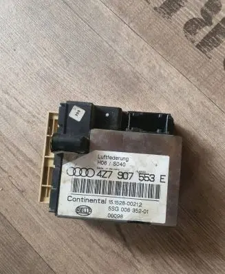 Audi A6 Allroad C5 Suspension control unit/module 4Z7907553E H06S040 15152800212