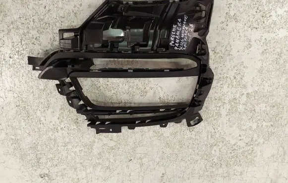 Porsche Panamera (970) Front bumper lower grill 971807681D