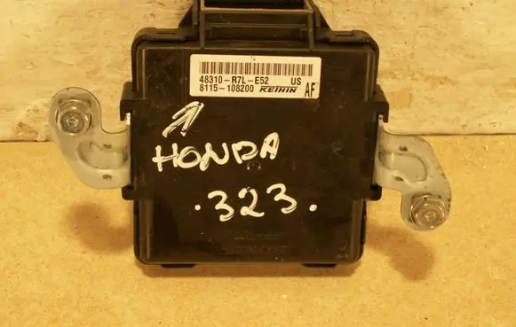 Honda CR-V Transfer box differential control unit 48310R7LE52