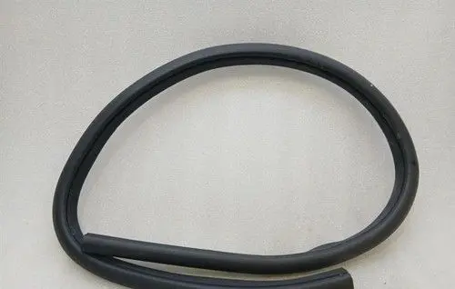 Mercedes-Benz AMG GT R190 C190 Rubber seal front coupe door window A1906970451