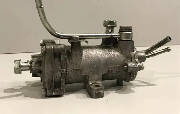 Toyota Hilux (AN120, AN130) Fuel filter housing 