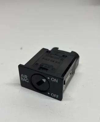 Volkswagen Golf V Passenger airbag on/off switch 1K0919237C