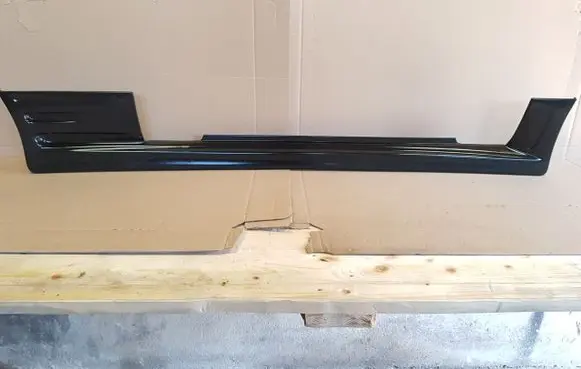 Mazda 323 F Sill