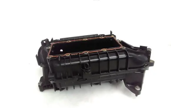 Ford Kuga II Intake manifold DS7G9424GA