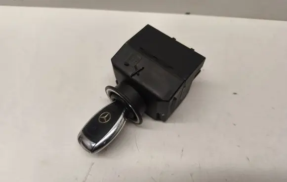Mercedes-Benz CLK A209 C209 Ignition lock A2095453308