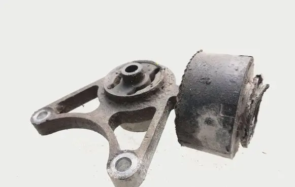 Land Rover Freelander Rear differential mounting bracket 
