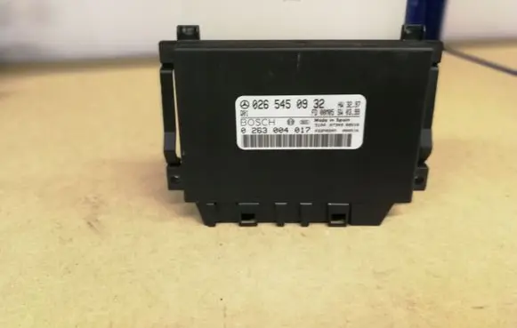 Mercedes-Benz E W210 Parking PDC control unit/module 0265450932