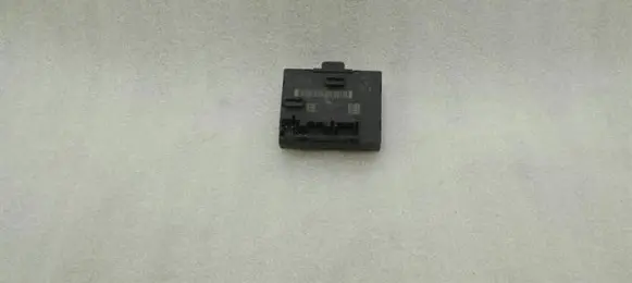 Audi A3 S3 8V Door control unit/module 5Q0959595E