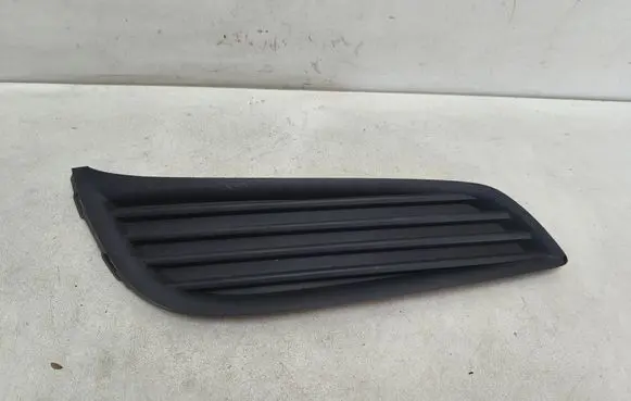 Opel Astra K Front bumper lower grill 13448412
