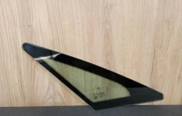 Mercedes-Benz E C207 W207 Rear side window
