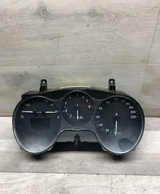 Speedometer (instrument cluster)