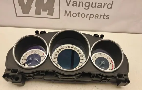 Mercedes-Benz E W212 Speedometer (instrument cluster) A2129007918