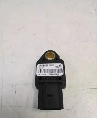 Mitsubishi Outlander Airbag deployment crash/impact sensor 8651A001 39754C TBZME165Z29011