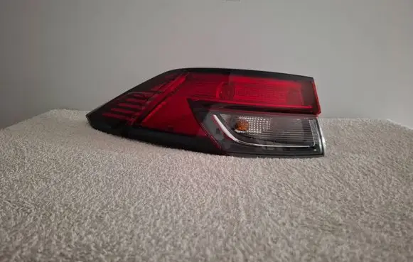 Rear/tail lights