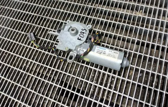 Mercedes-Benz CL C215 Sunroof motor/actuator A2208203842