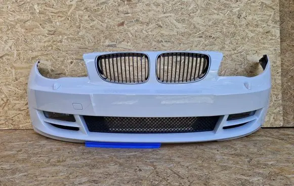 BMW 1 E82 E88 Front bumper 7166791