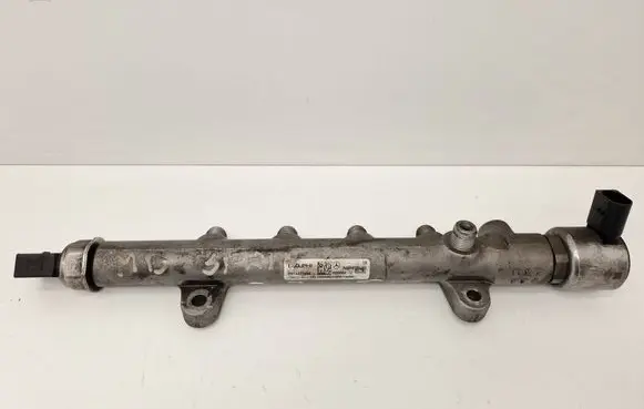 Mercedes-Benz E W212 Fuel main line pipe R9144Z240A 150213062420