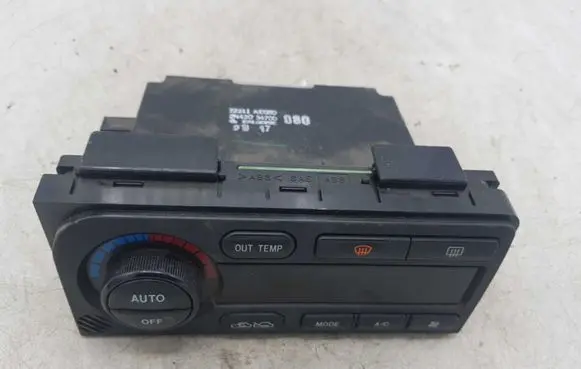 Subaru Legacy Climate control unit 72311AE080 2N43034700