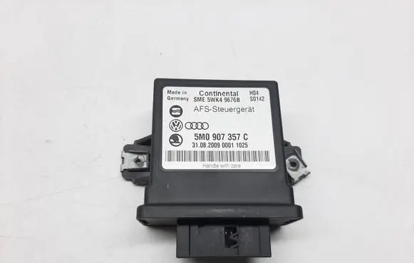 Volkswagen Golf Plus Light module LCM 5M0907357C