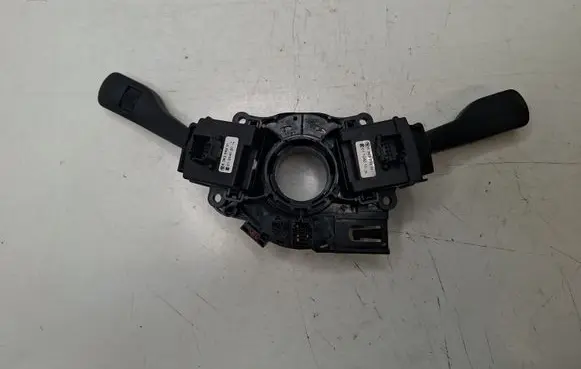BMW X3 E83 Wiper turn signal indicator stalk/switch 8376443 1052306307