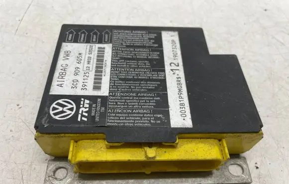 Volkswagen PASSAT B6 Airbag control unit/module 3C0909605M