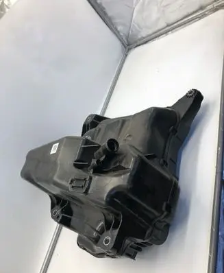 Audi A5 AdBlue liquid reservoir 8b3131878b