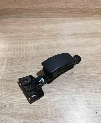 Audi A3 S3 8L Engine bonnet (hood) release handle FRJ8L3847 AA31UD