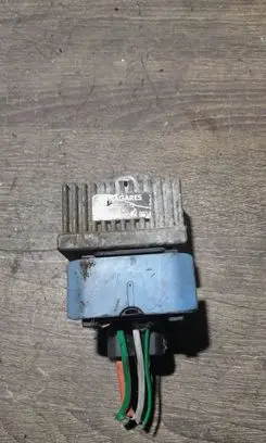 Renault Trafic II (X83) Glow plug pre-heat relay 9640469680A