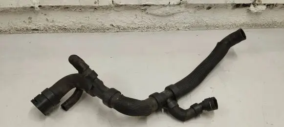 Volvo XC60 Engine coolant pipe/hose 31355201