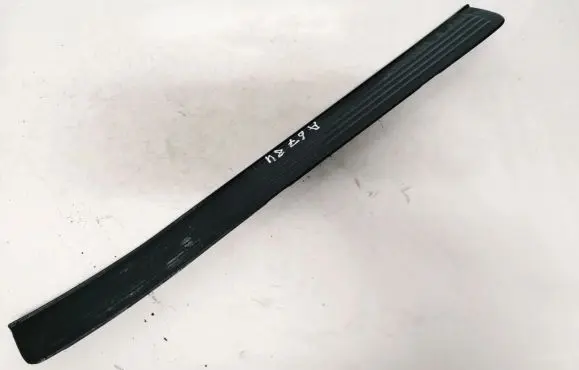 Toyota Avensis T220 Front sill trim cover 67911