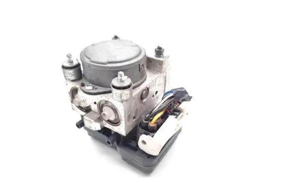 Toyota Land Cruiser (J120) ABS Pump