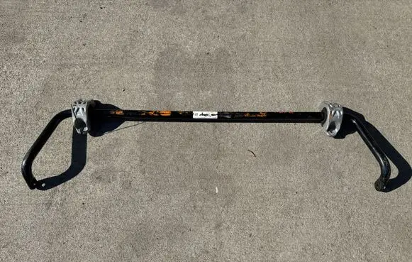 BMW i4 Front anti-roll bar/sway bar 6895118