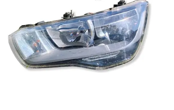 Audi A1 Headlight/headlamp 8X0941003 0200300507